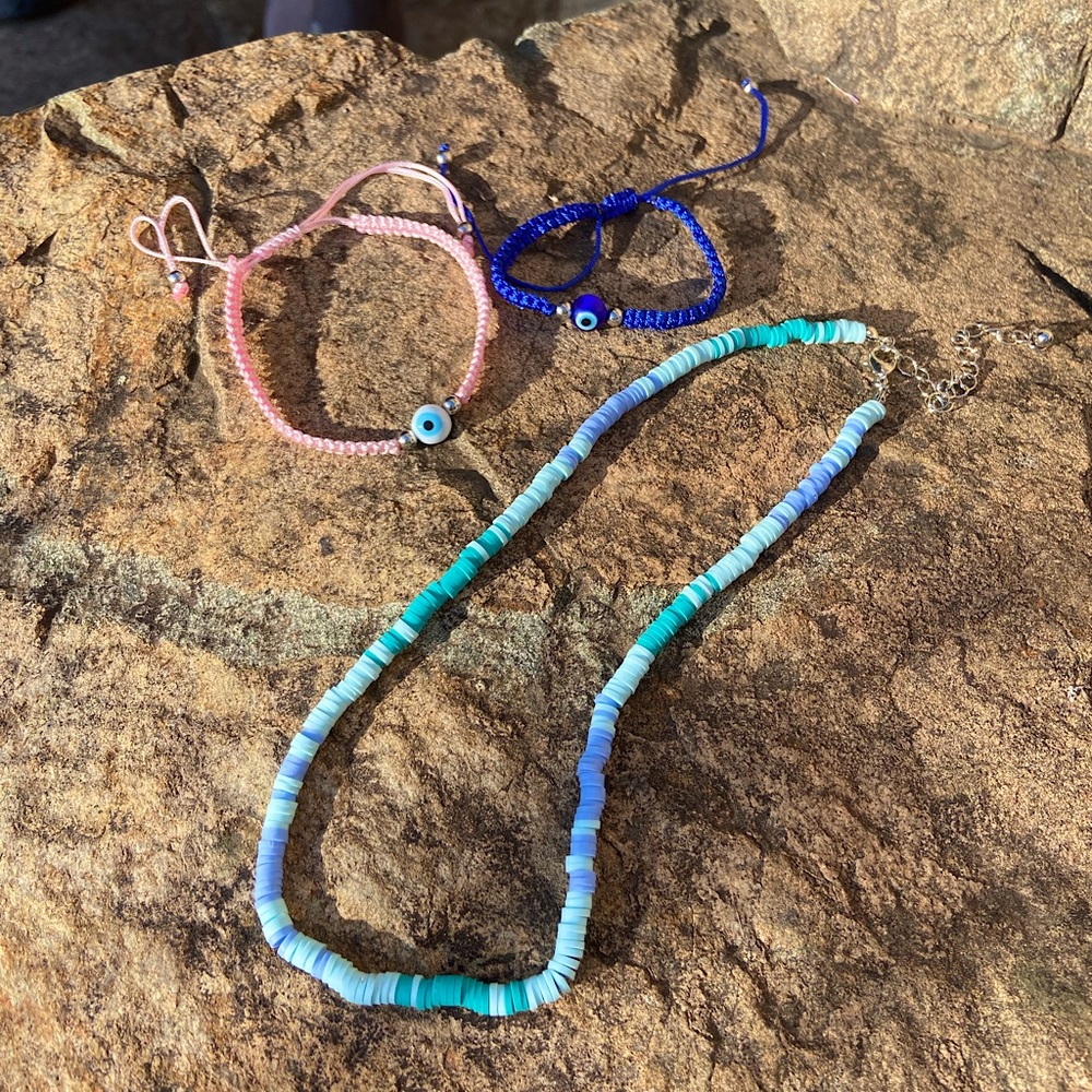 Bracelets, Necklace